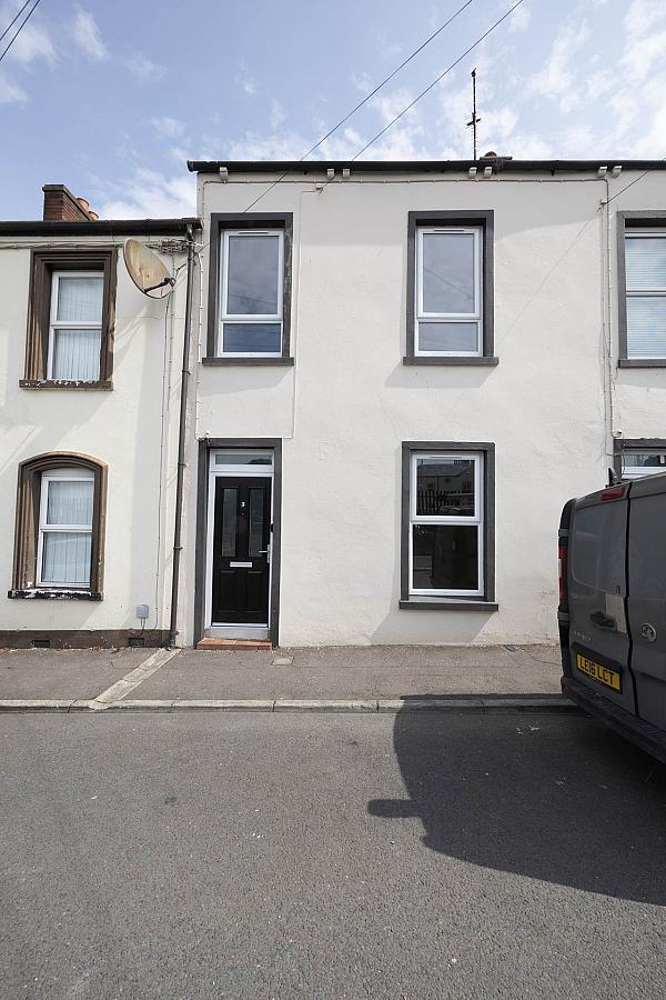 3 Ulster Street