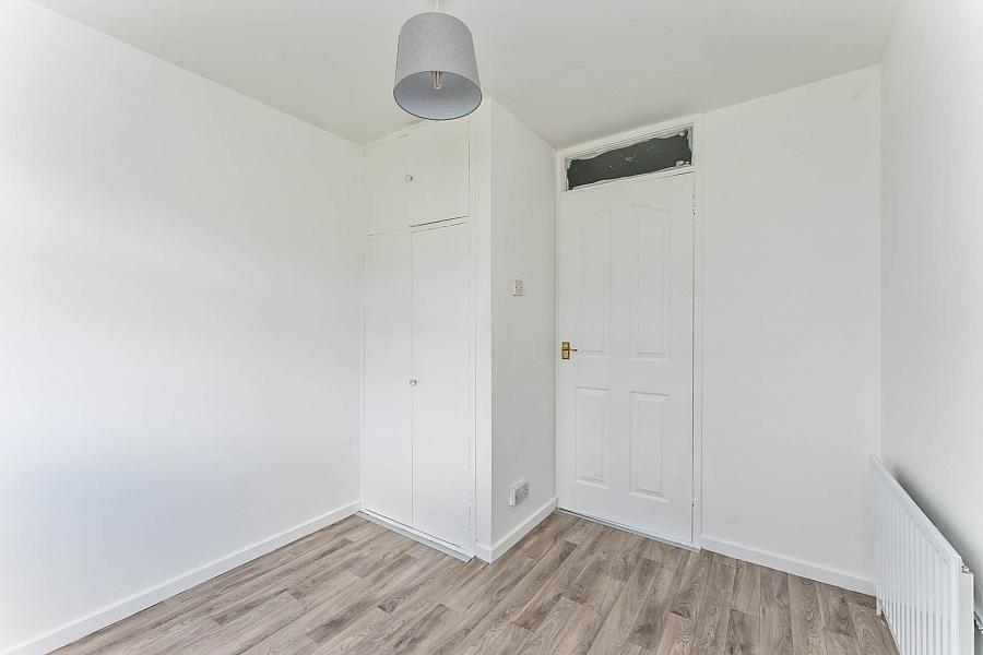 26 Richmount Gardens