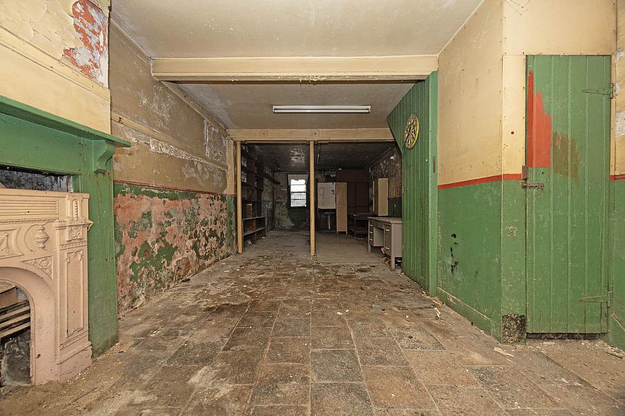 2 Woodville Street