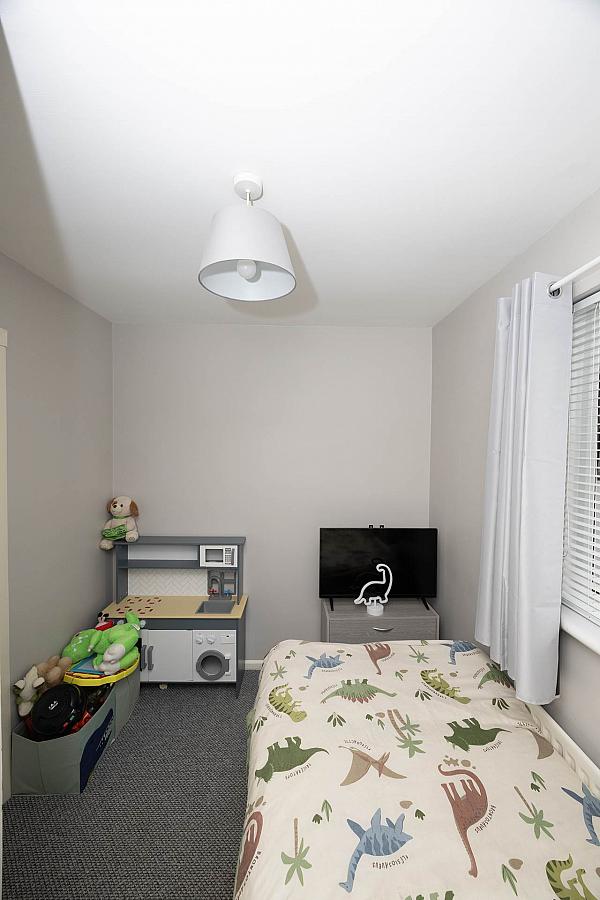 68 Lakeview Park