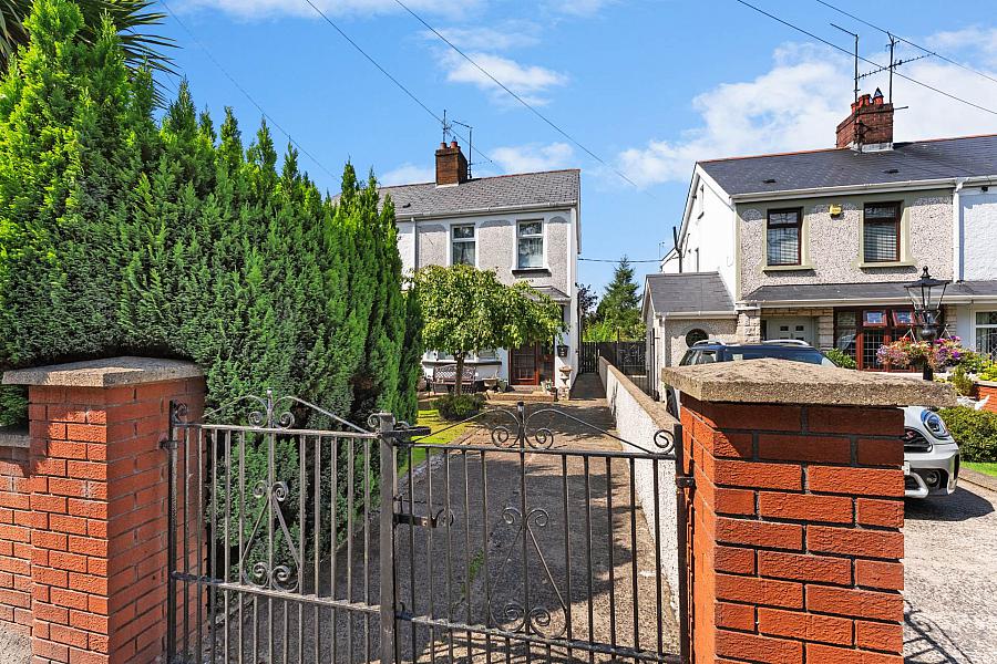 30 Antrim Road