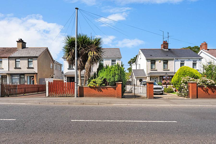 30 Antrim Road