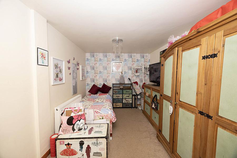 5 Tarry Drive