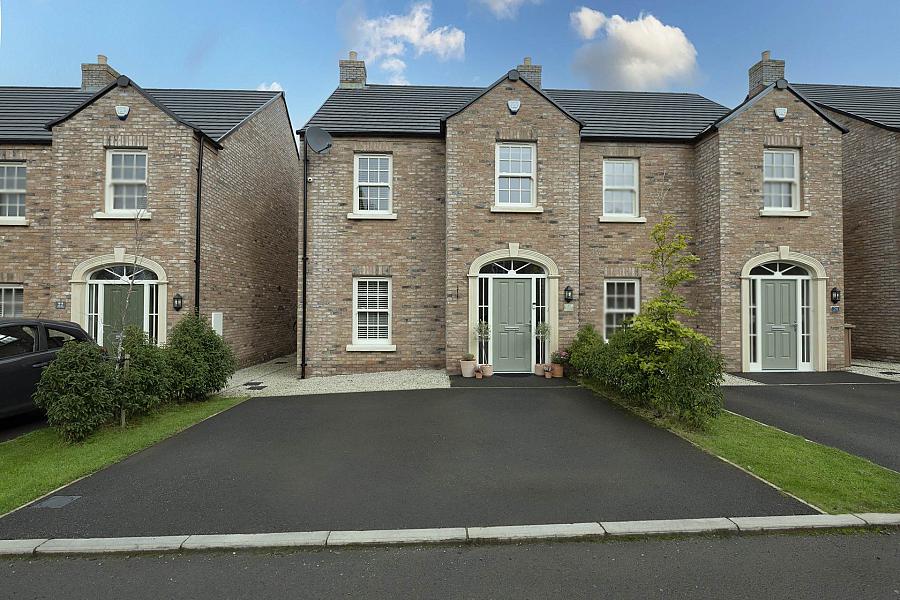 23 Tarry Wood