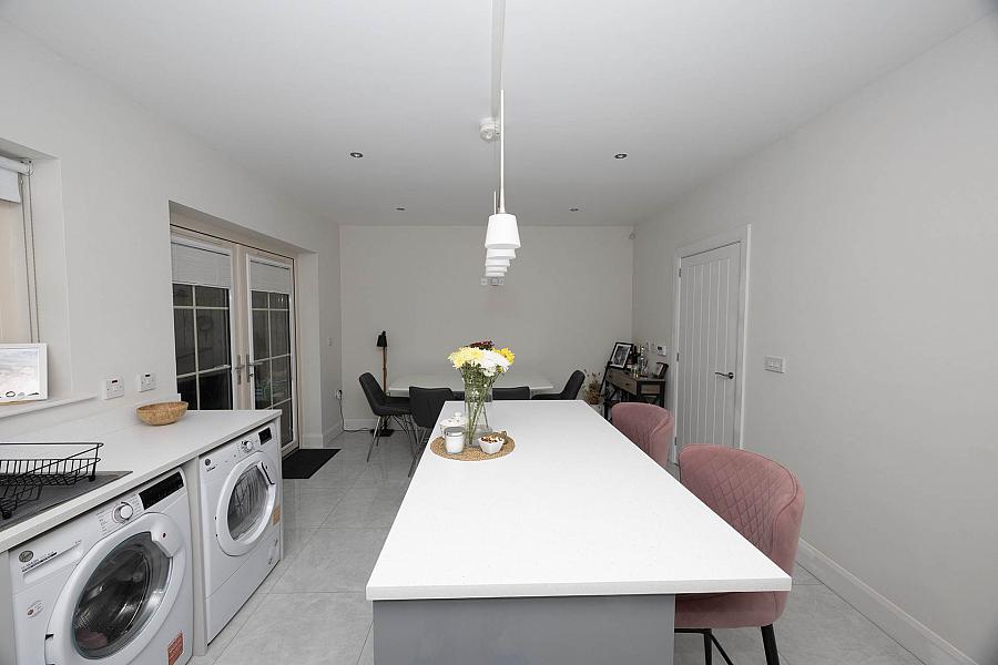 23 Tarry Wood