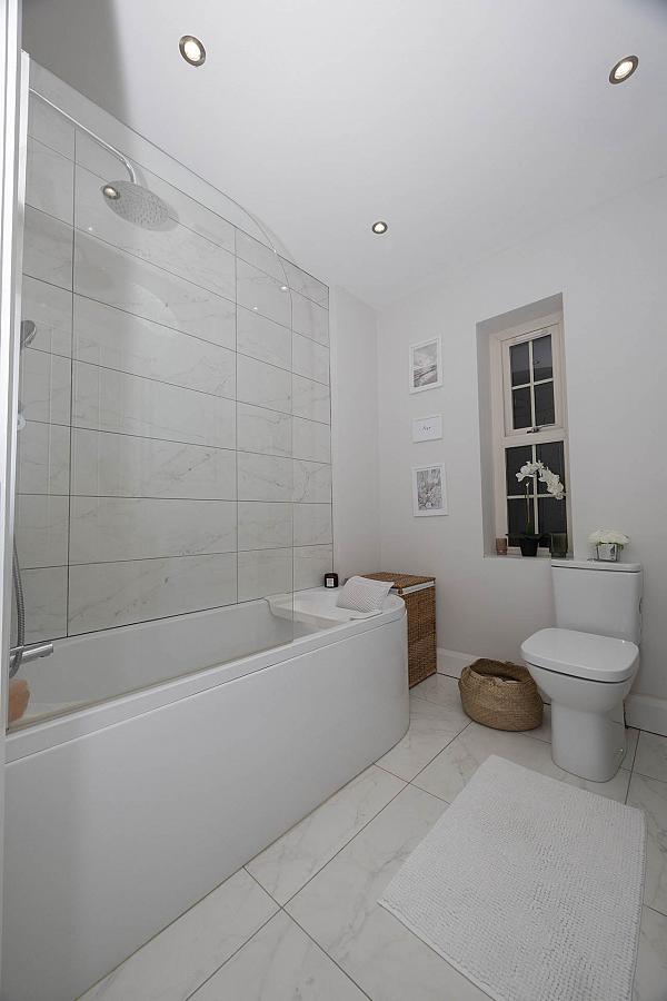 23 Tarry Wood