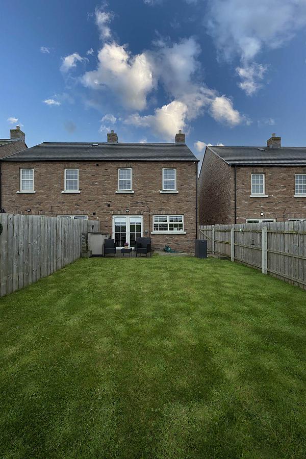 23 Tarry Wood