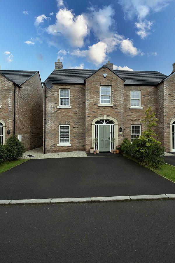23 Tarry Wood