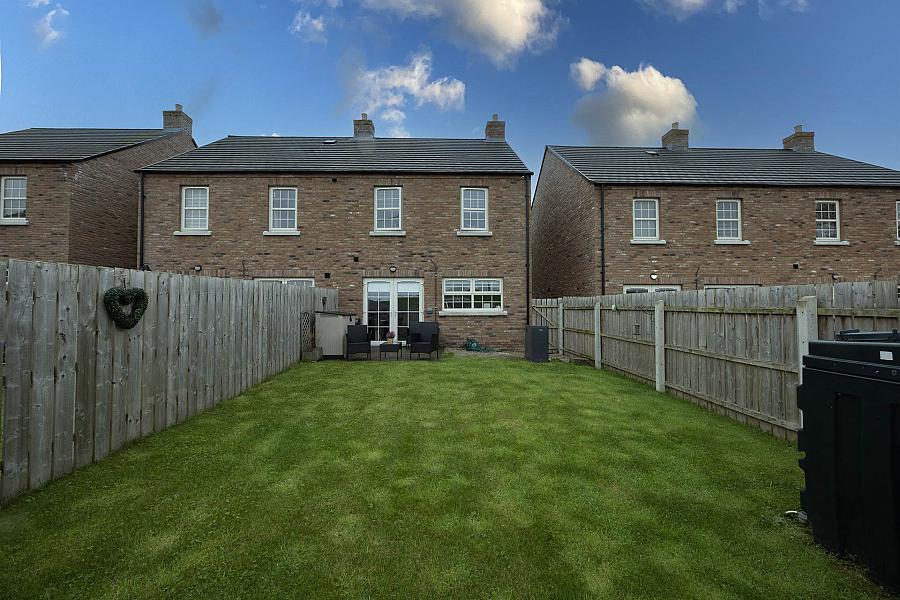 23 Tarry Wood