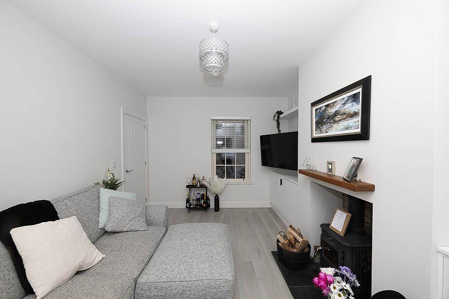 23 Tarry Wood
