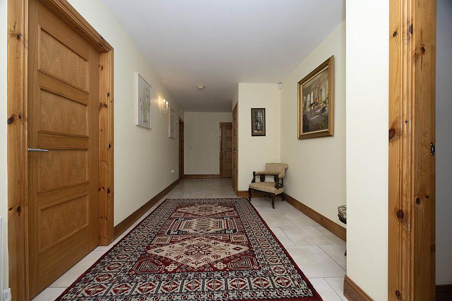 10 Woodville Gate