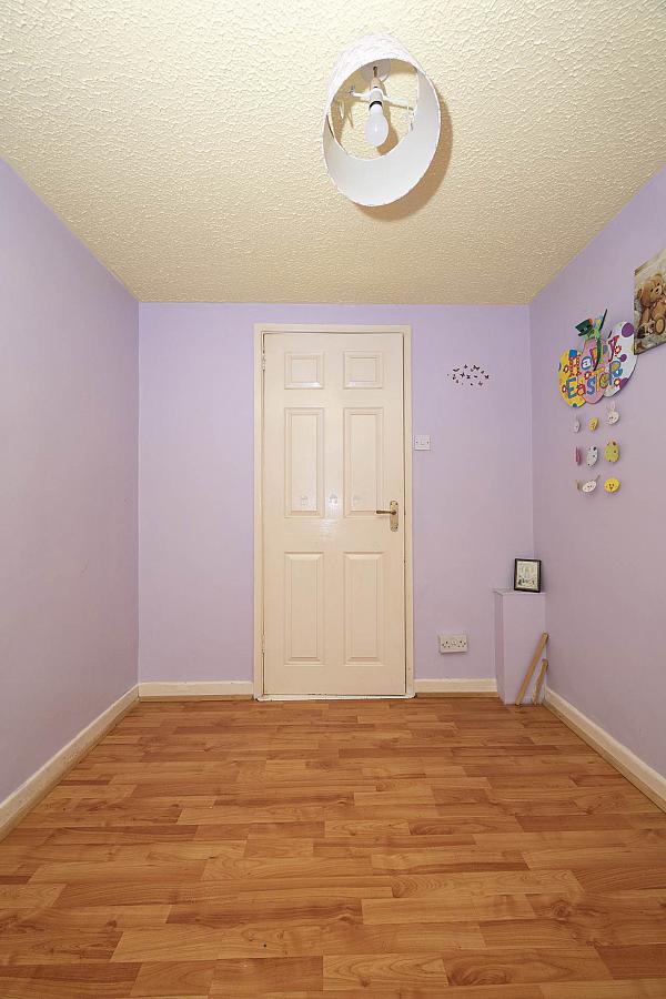 9 Victoria Street Place