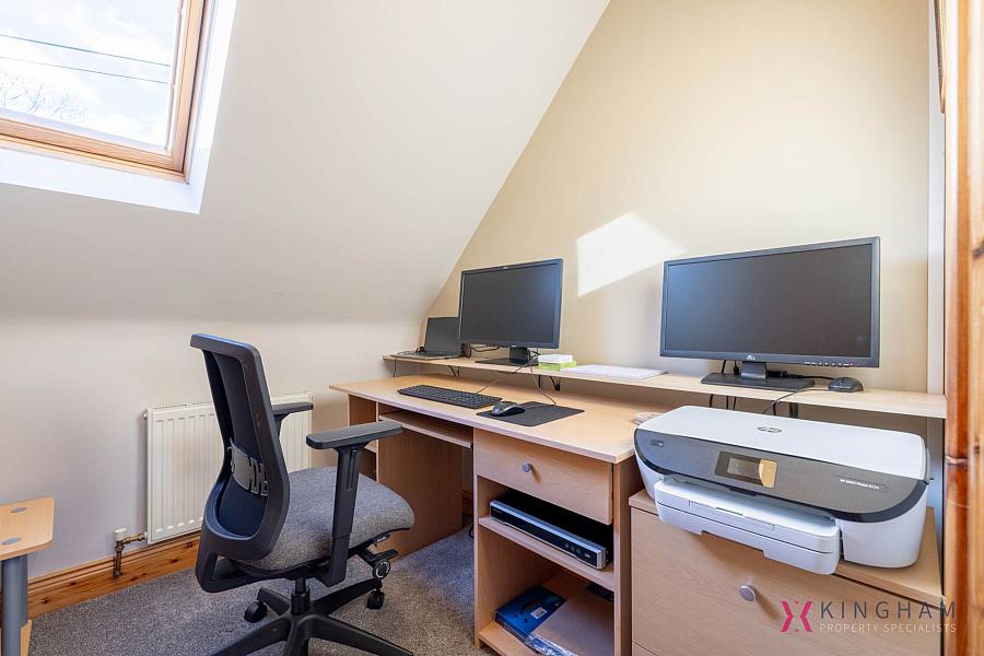 62 Annesborough Road