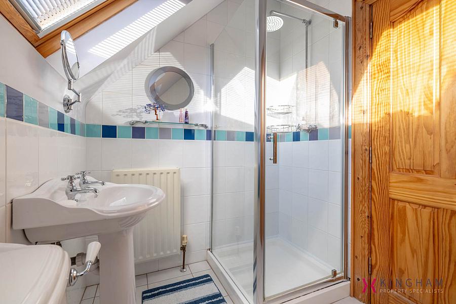 62 Annesborough Road