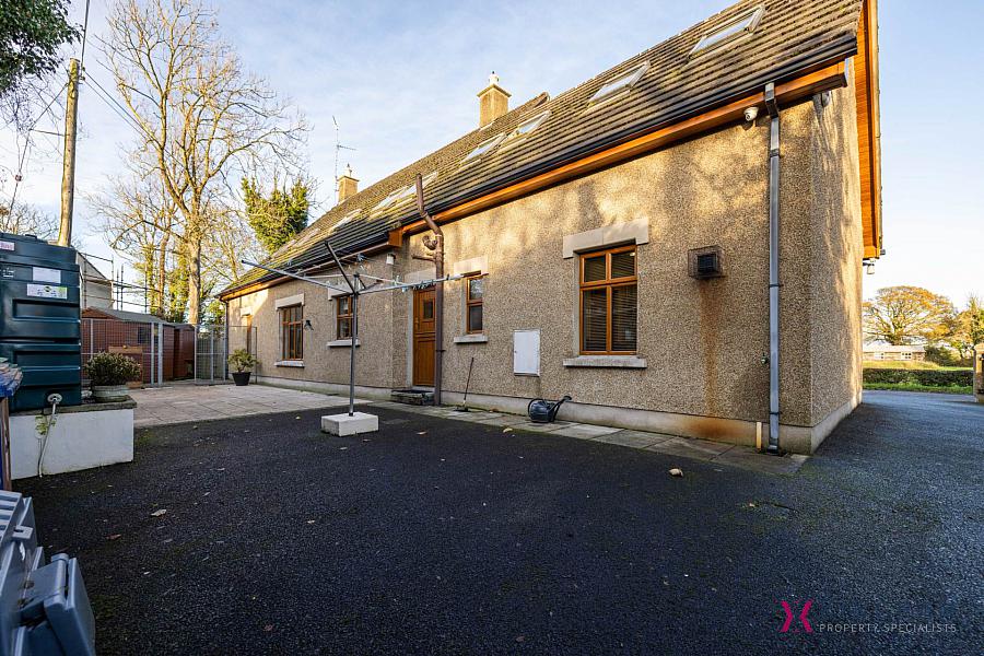 62 Annesborough Road