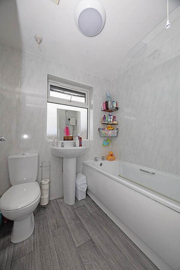 53 Richmount Gardens