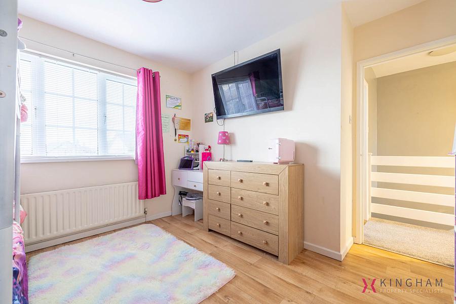 4 Collingwood Avenue