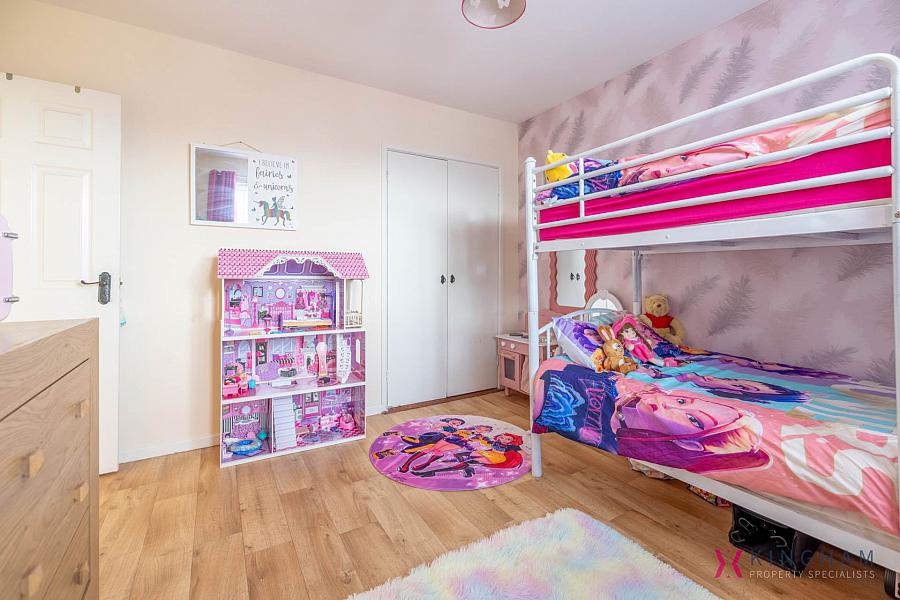 4 Collingwood Avenue