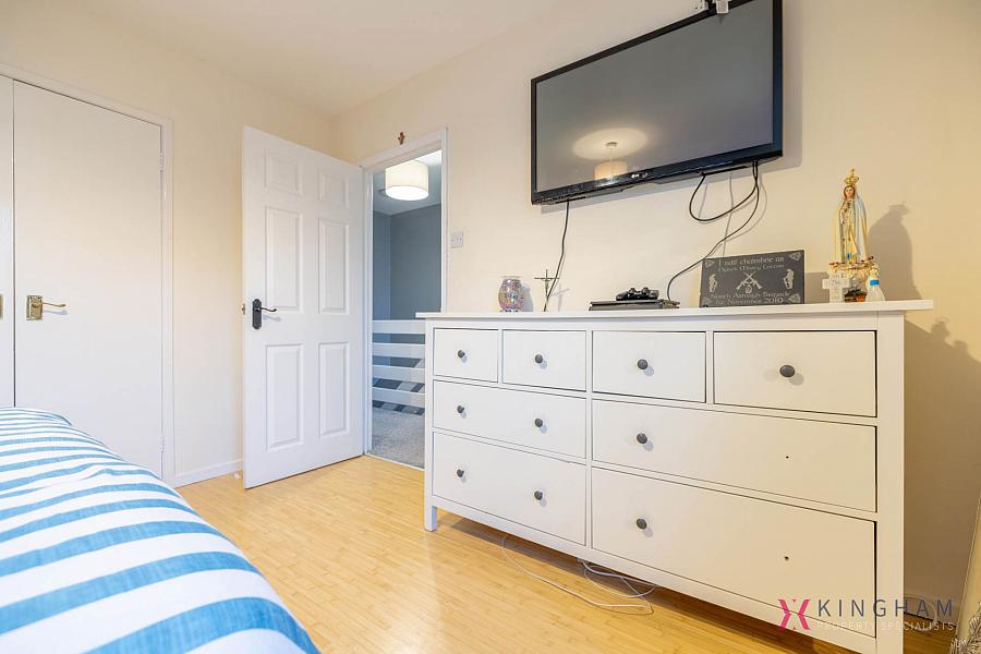 4 Collingwood Avenue