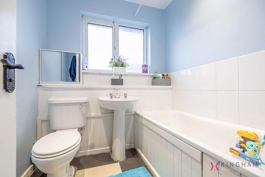 4 Collingwood Avenue