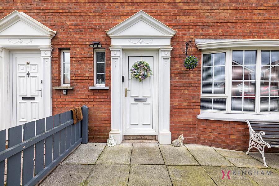 4 Collingwood Avenue