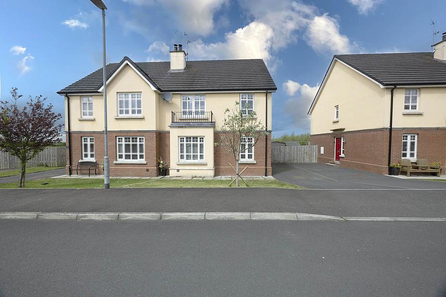 62 Lagan Gate