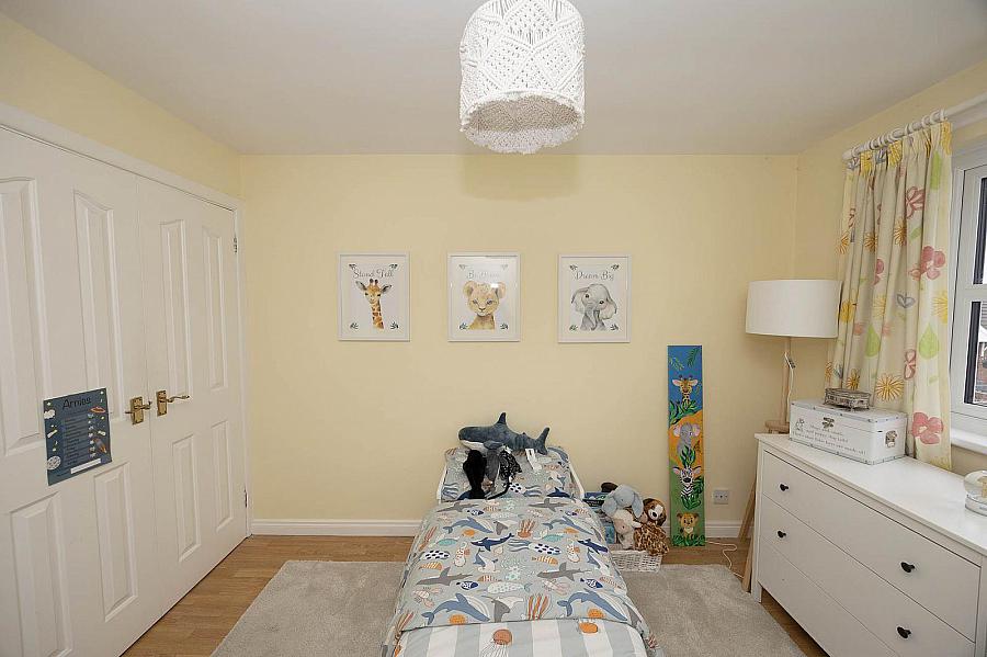 28 Allengrove