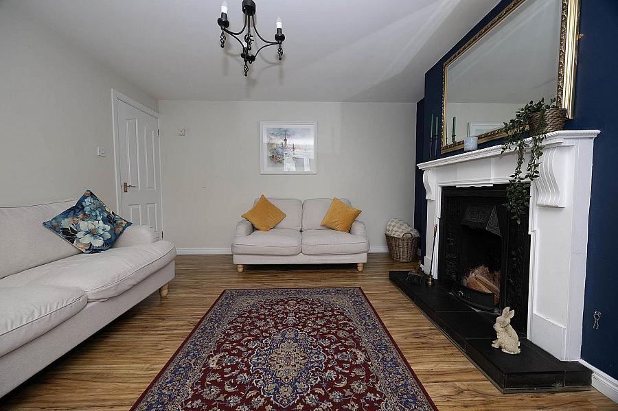 28 Allengrove