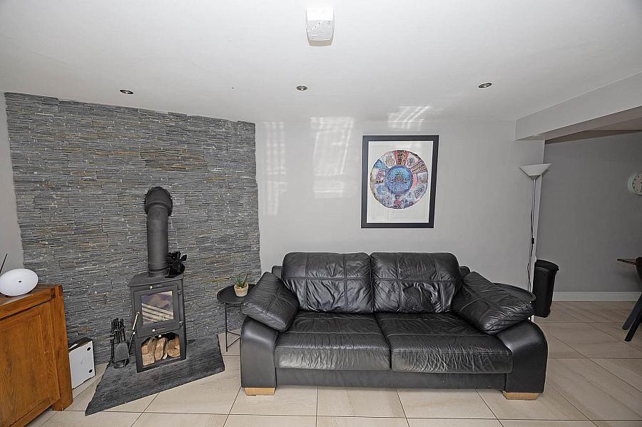 16 Sperrin Drive