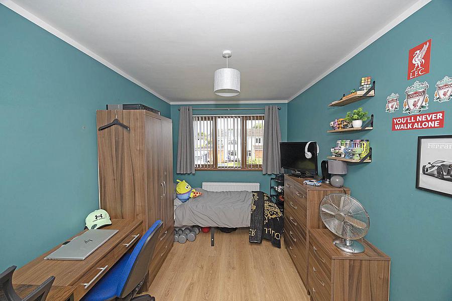 16 Sperrin Drive