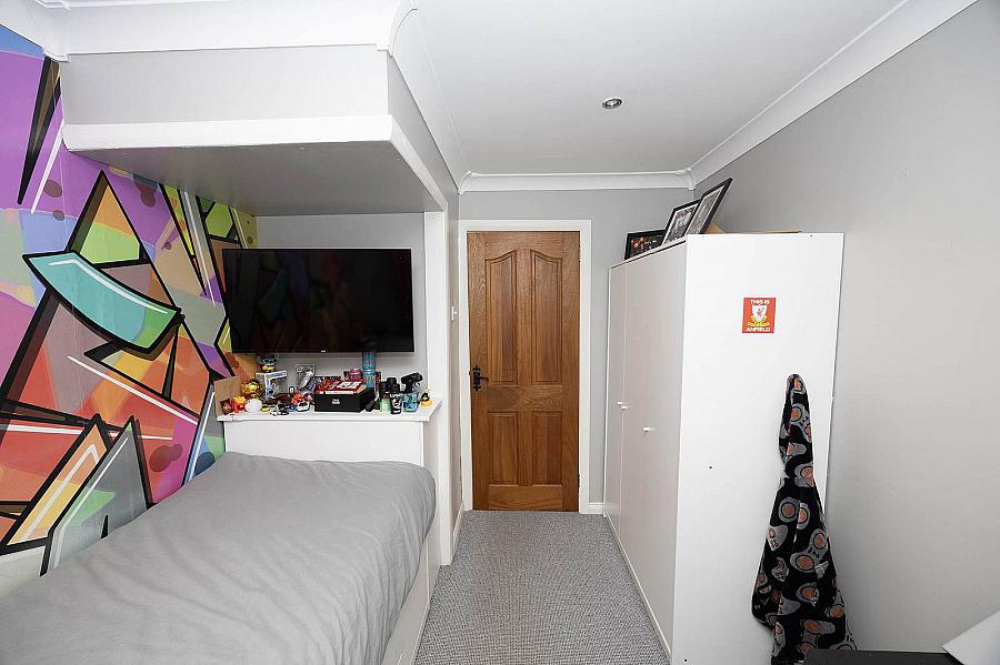 16 Sperrin Drive