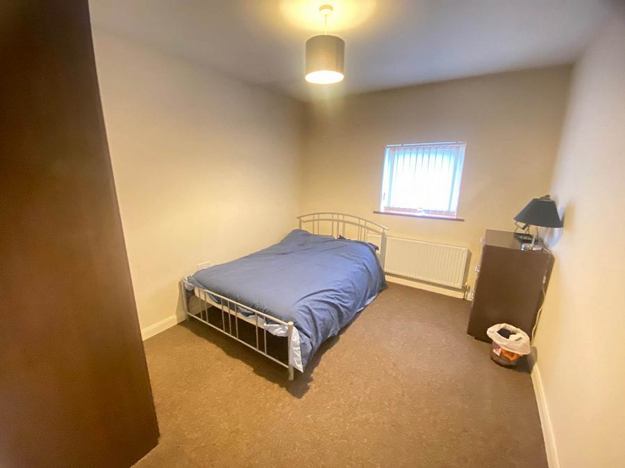 Apt   Scotts Gate,    Abetta Parade