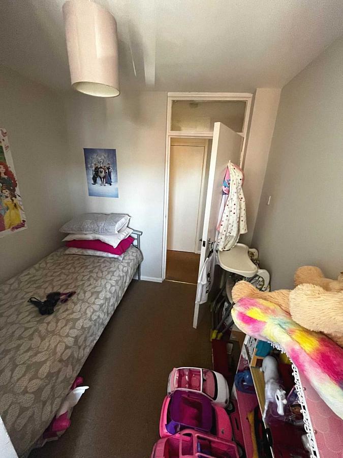 16 Lockside Court