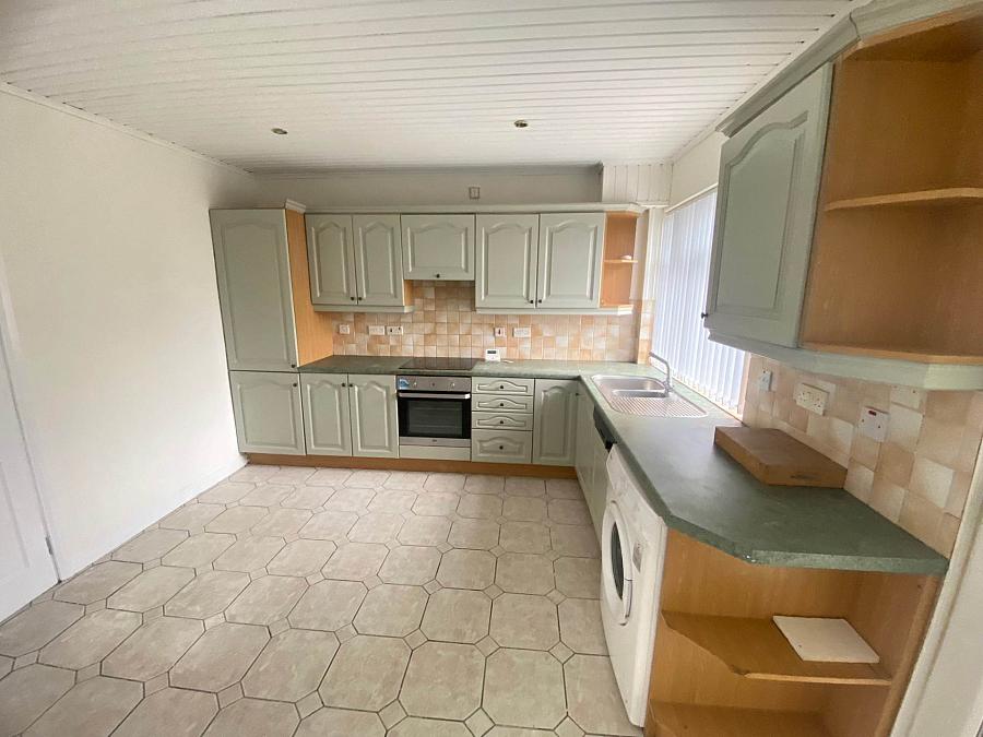 4 Downshire Park Central