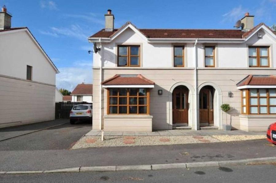 28 Bates Park,greenisland, newtownabbey, BT38 8LG