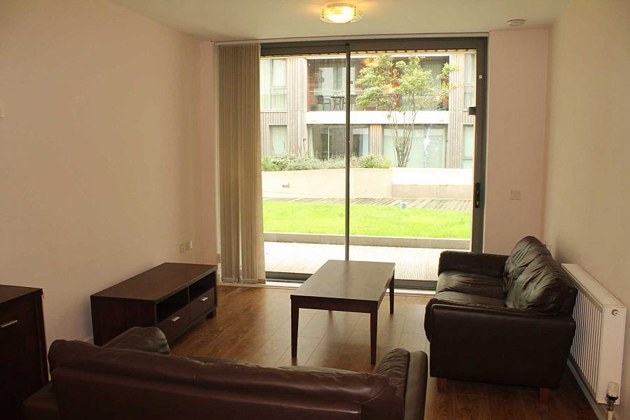 6 04 The Arc Queens Road