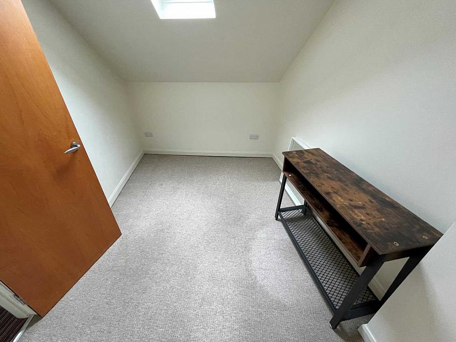 Apt Castlereagh Street