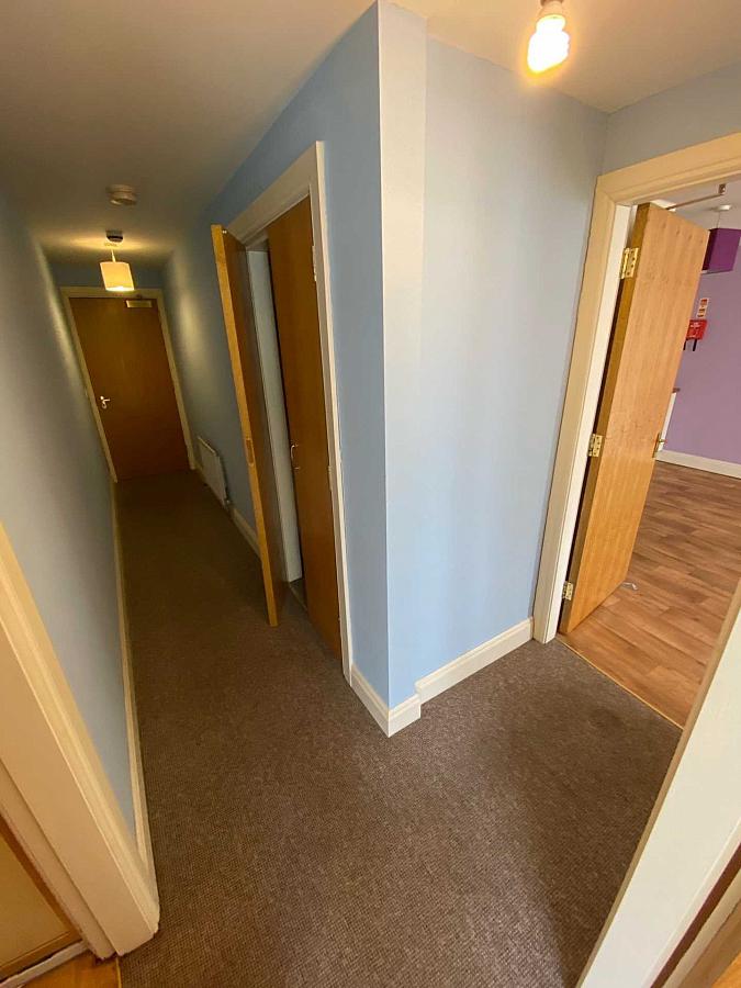 Apt         Bridge Street