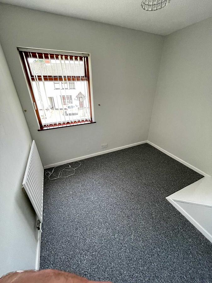 4 Hillview Gardens Moss Road