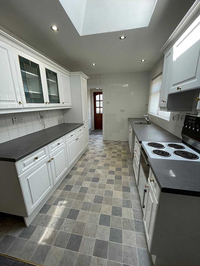 4 Hillview Gardens Moss Road