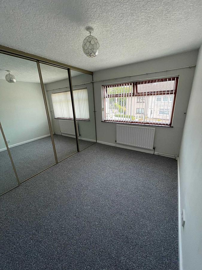 4 Hillview Gardens Moss Road