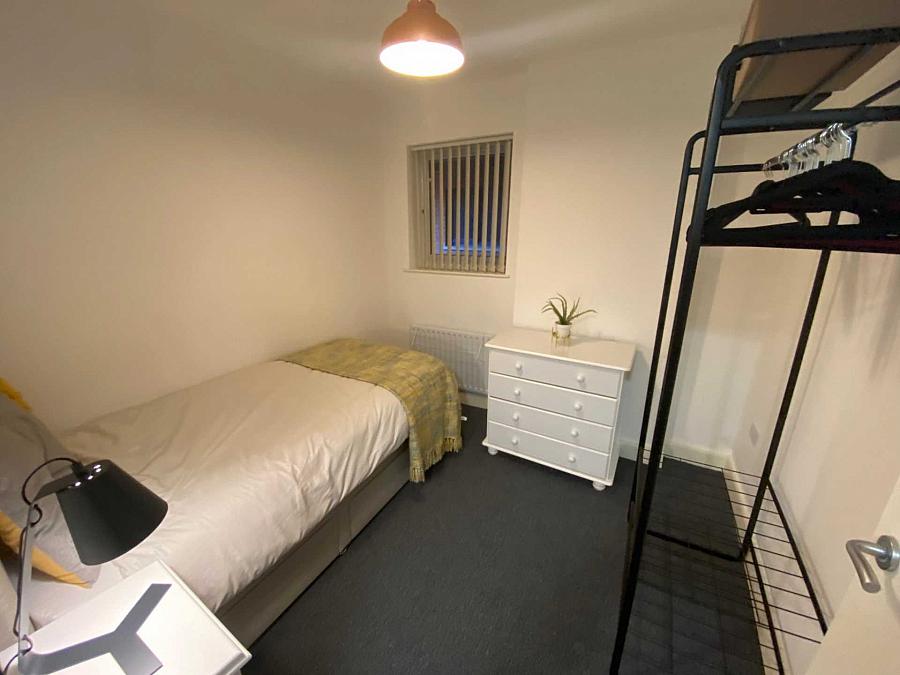 309 College Court Central
