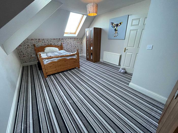 Apt    The Demesne Apt    The Demesne