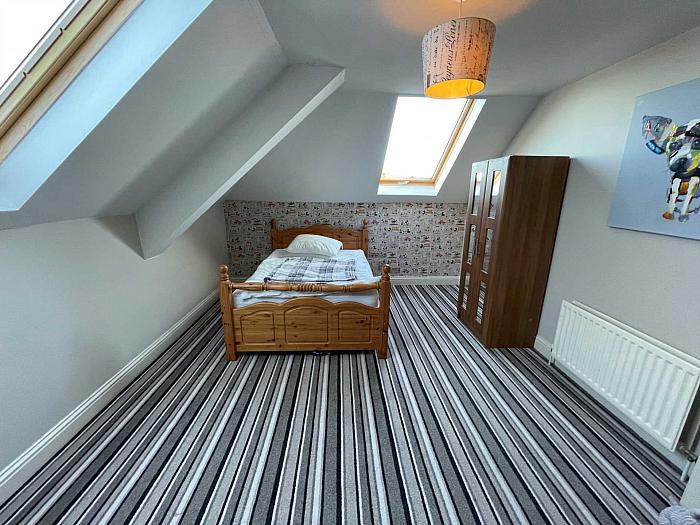 Apt    The Demesne Apt    The Demesne