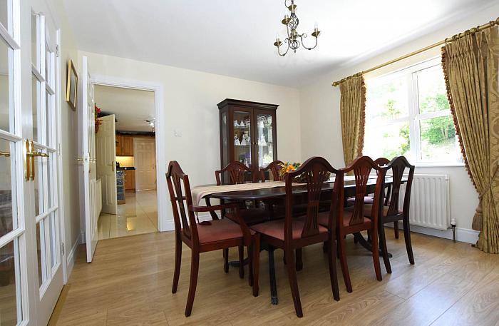 30 Carnglave Manor