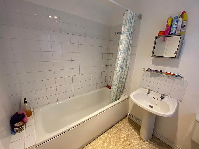 Investment Opportunity - Apt`s 1 & 2 Castlereagh Street