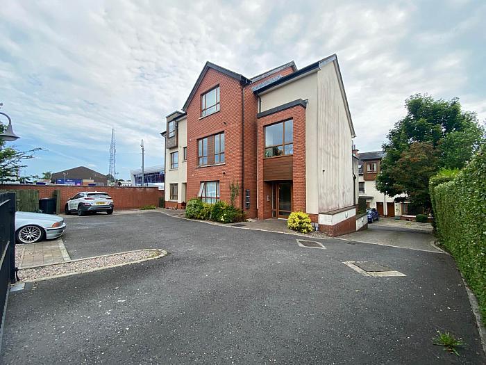 Ashford House Apt Knockdene Gate, upper newtownards road, belfast, BT4 3JL