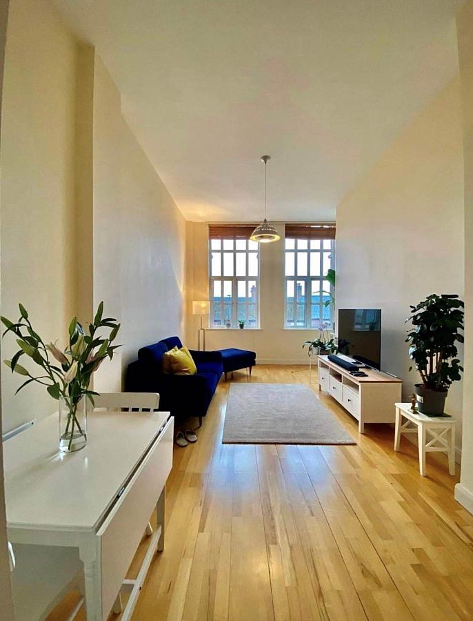 Apartment 5 Beechmount Building Old Baker's Court