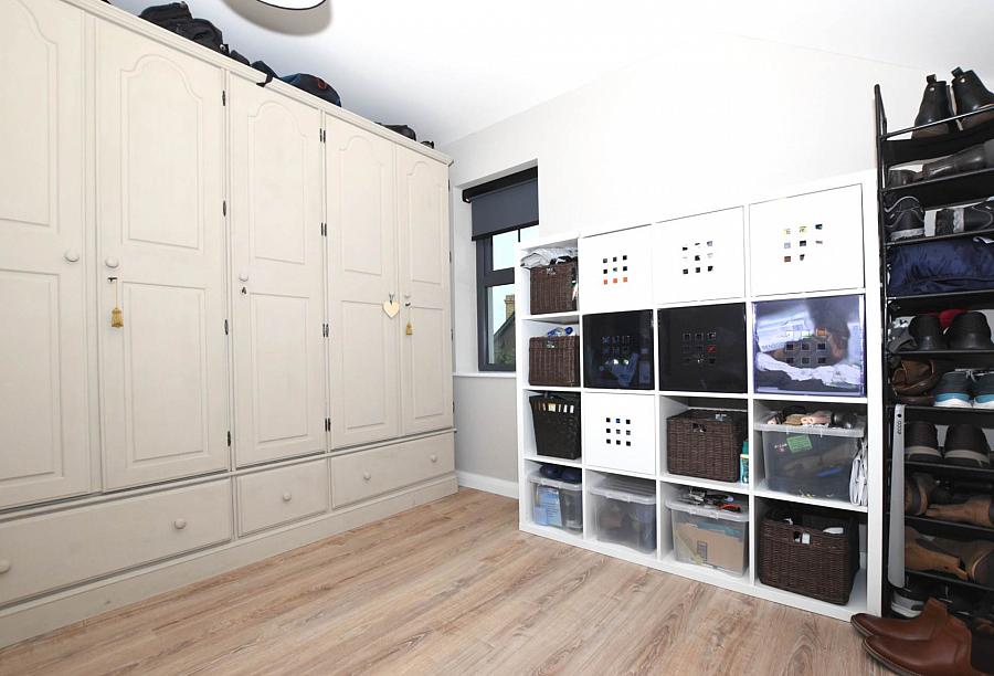 34 Castlerainey Road
