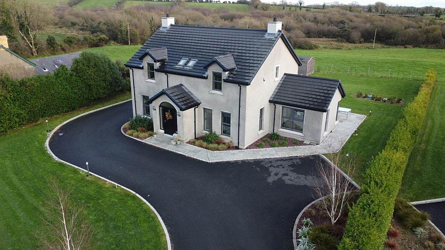 34 Castlerainey Road